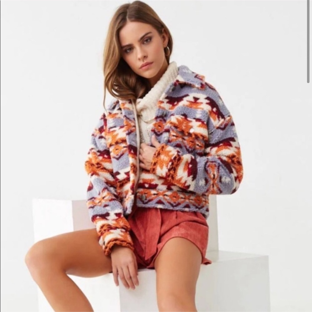 NWT Forever 21 Geo Print Faux Shearling Jacket
